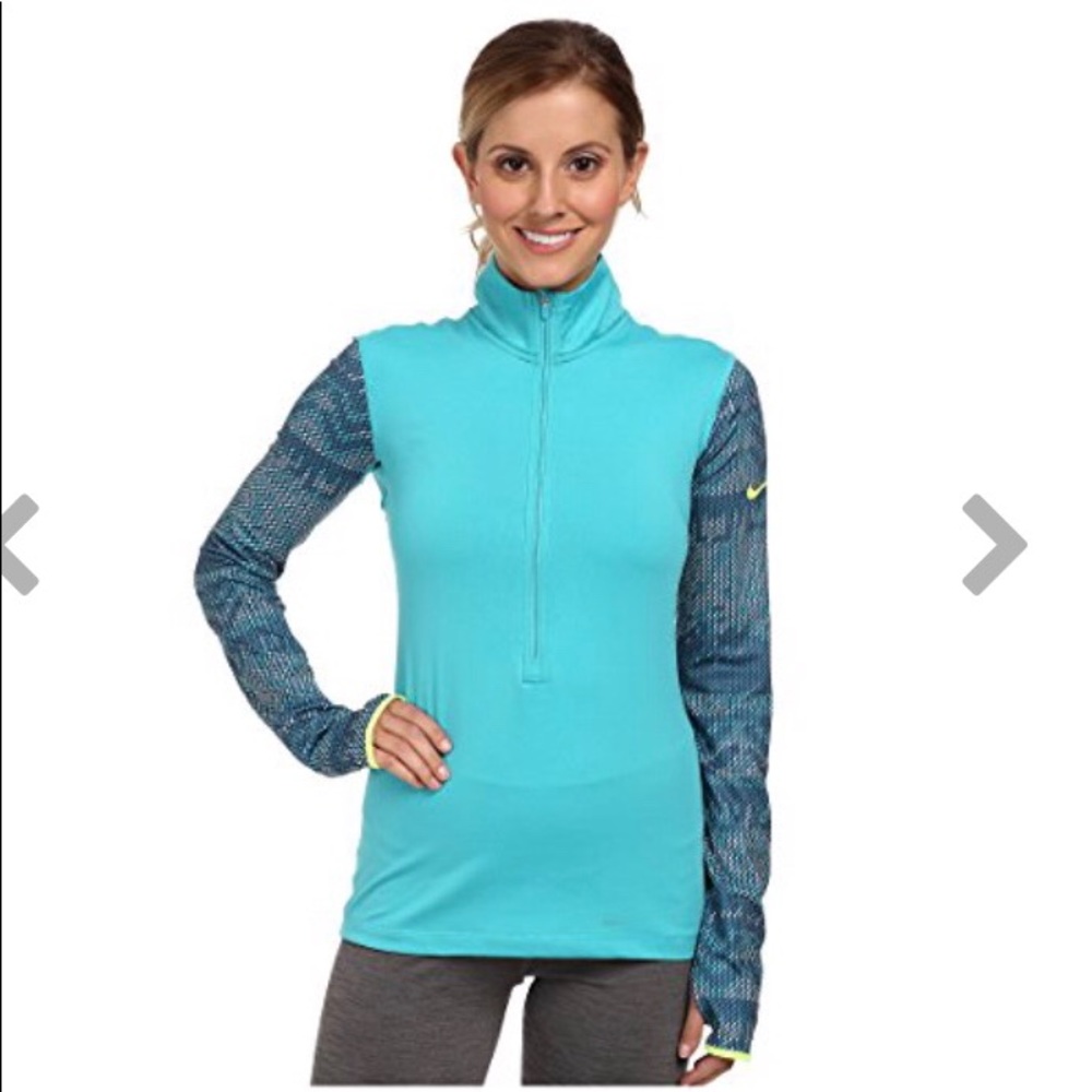 NWTNike Women's Pro Hyperwarm Nordic Half Zip Top